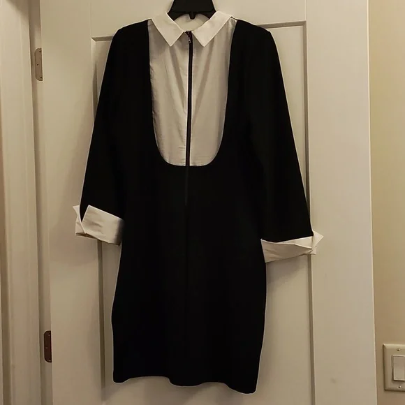 Black & White sweater Dress just add pearls and a red shoe and you'll be styling - Picture 9 of 10